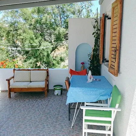 Avgerinou Apartment Paliochori