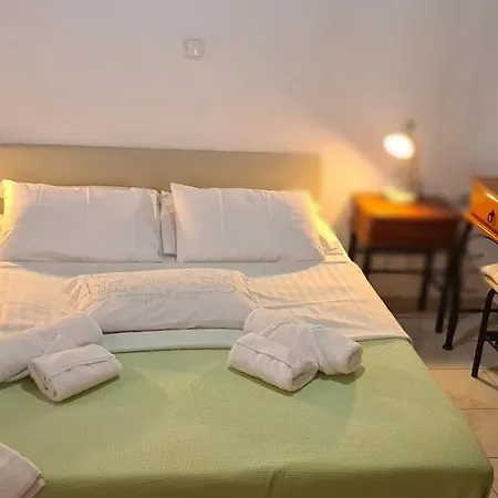 Avgerinou Appartement *