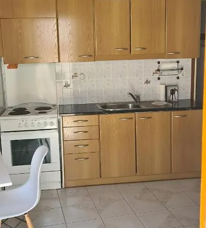 شقة Avgerinou Paliochori