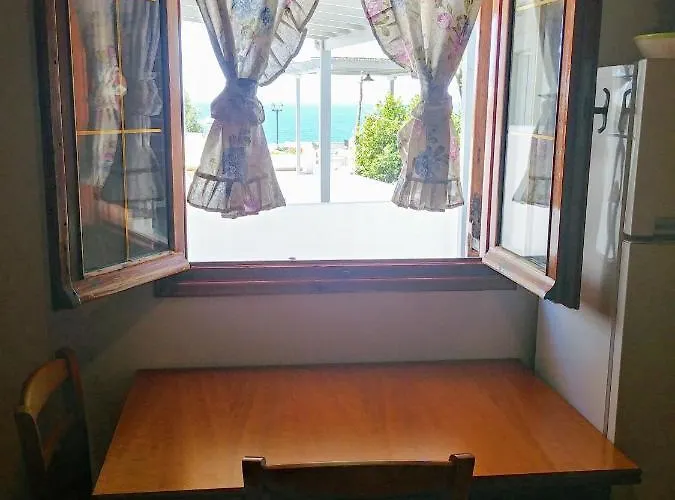 Avgerinou Apartment *